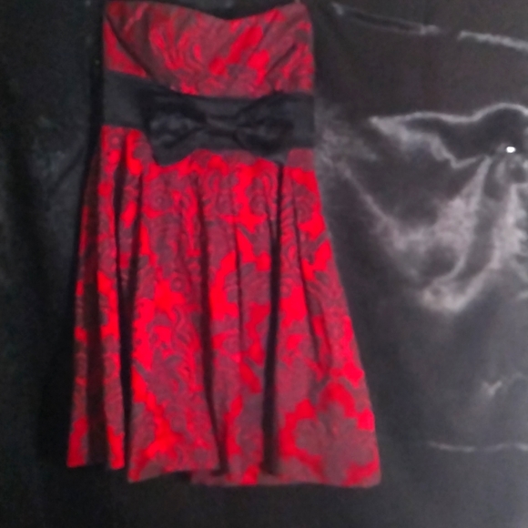 Girls Dress - Picture 1 of 4